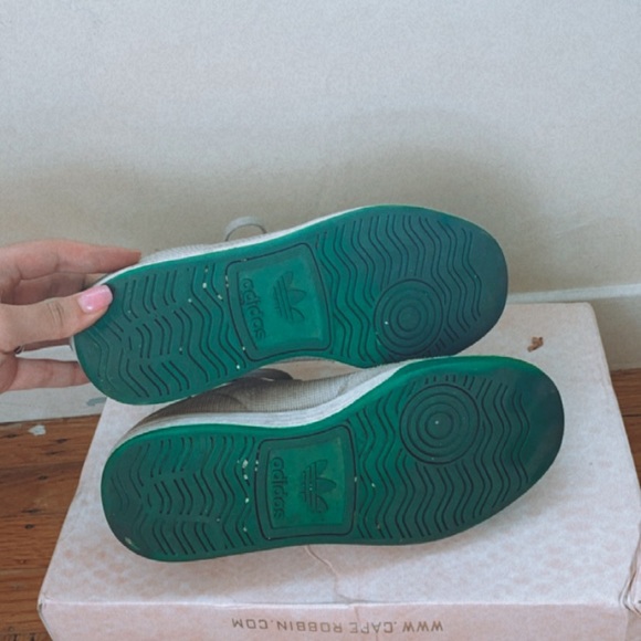 Adidas - Picture 5 of 5